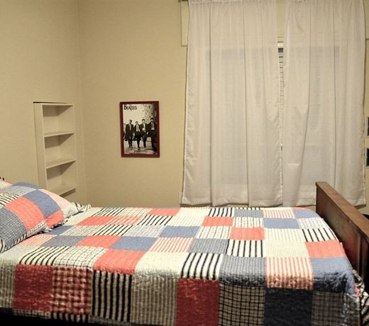 Lemmy Hostel Boutique