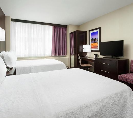 Hampton Inn Times Square Central