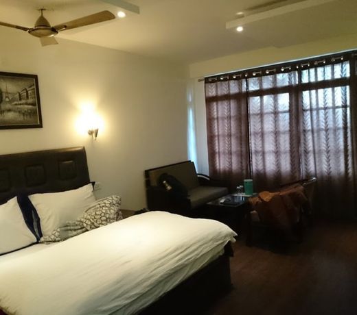 Hotel Ark