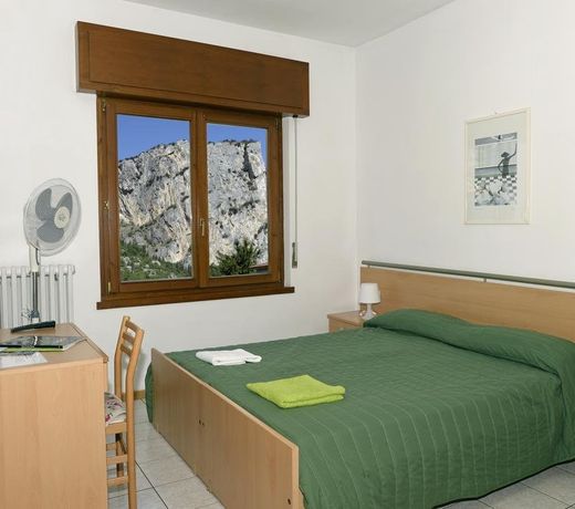 ALBERGO AURORA