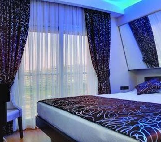 Blue City Hotel