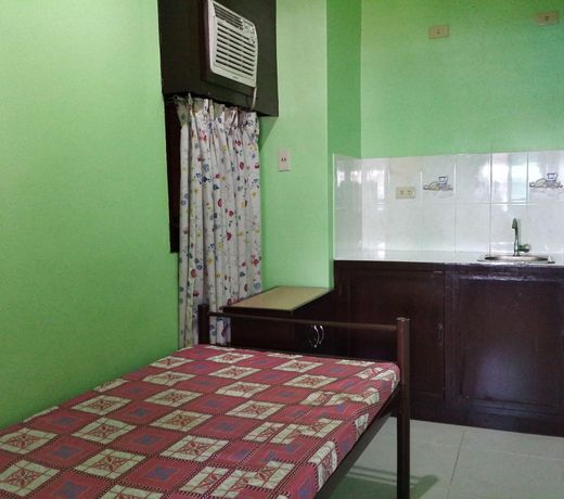 RUS888 Roomtel Libis Hostel