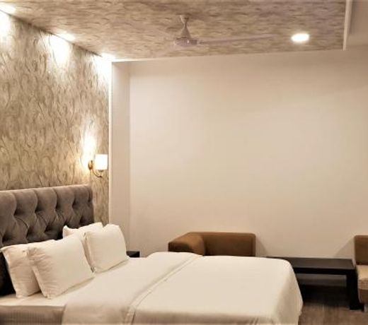Hotel Green Court