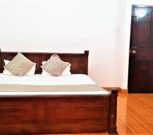 Hotel Green Court
