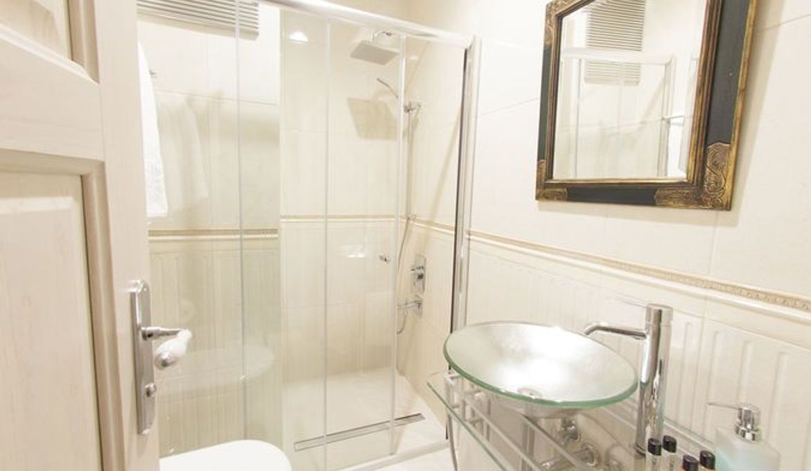 Villa Pera Suite Hotel