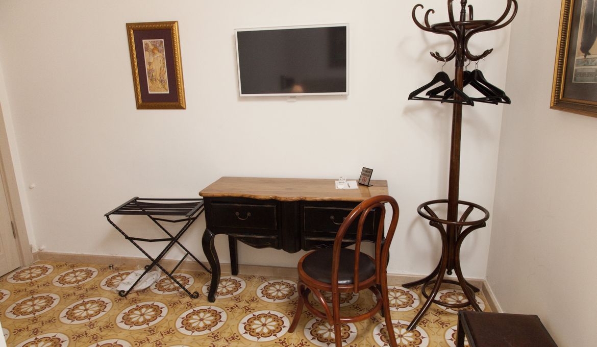 Villa Pera Suite Hotel