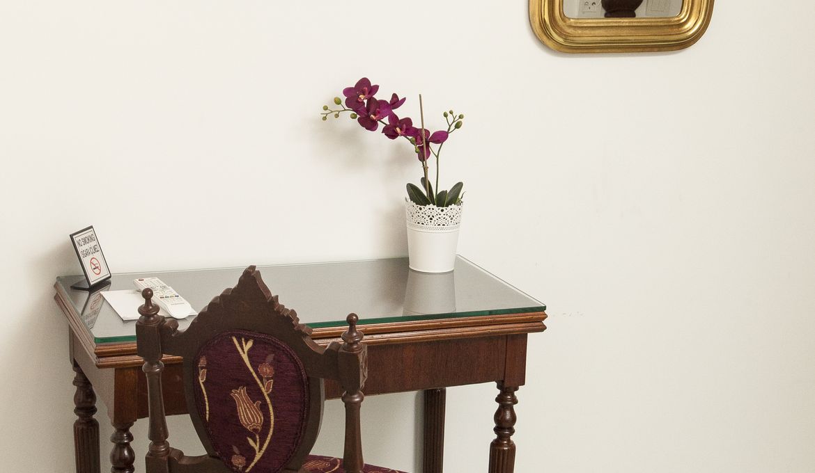 Villa Pera Suite Hotel