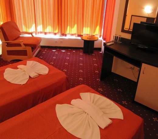 Maverick Hotel