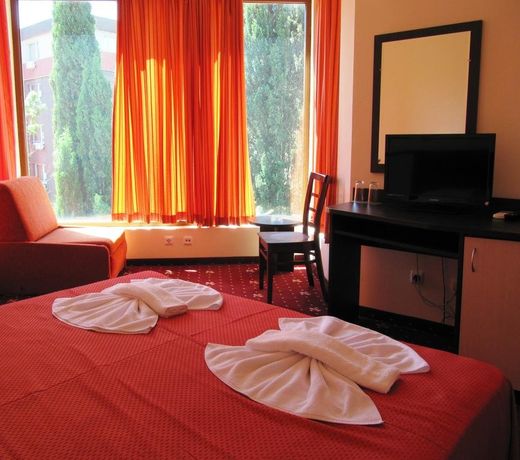 Maverick Hotel