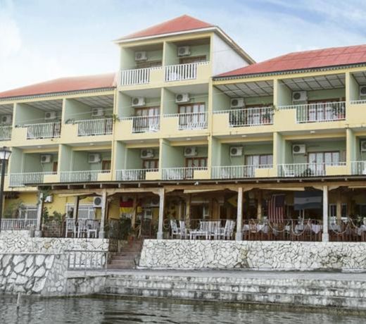 Hotel Santana