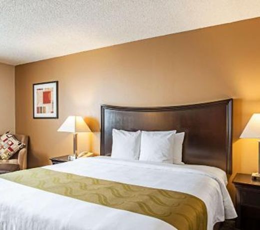 Comfort Inn & Suites Pacific â Auburn