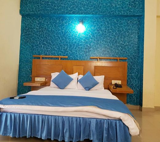 Krish Holiday Inn Baga
