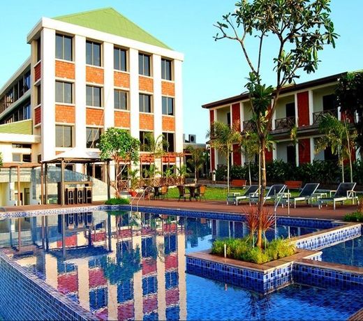 Green Leaf Resort & Spa Ganpatipule