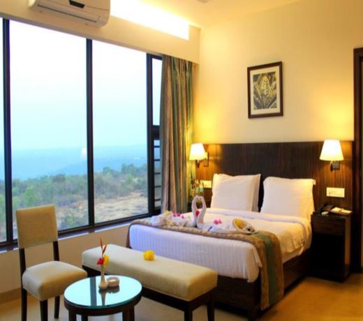 Green Leaf Resort & Spa Ganpatipule
