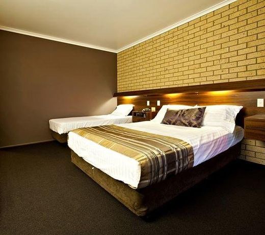 Sarina Motor Inn