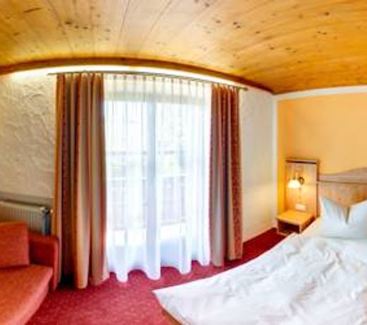 Landhotel Maximilian