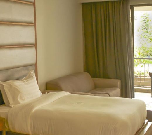 Fairway Hotel & Spa