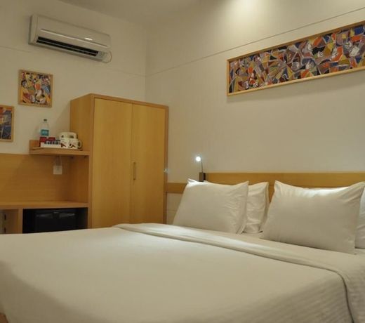 Red Fox Hotel-Chandigarh