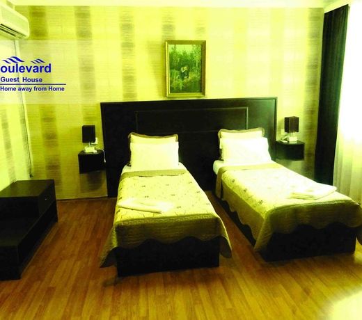 Boulevard Guest House