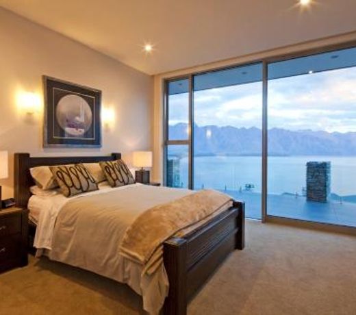 Lake Views at Aspen House by Amazing Accom