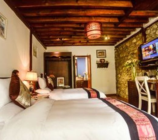 E-outfitting Boutique Hotel