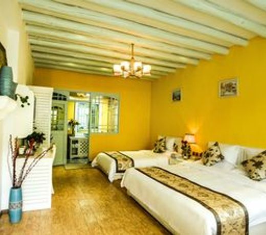 E-outfitting Boutique Hotel