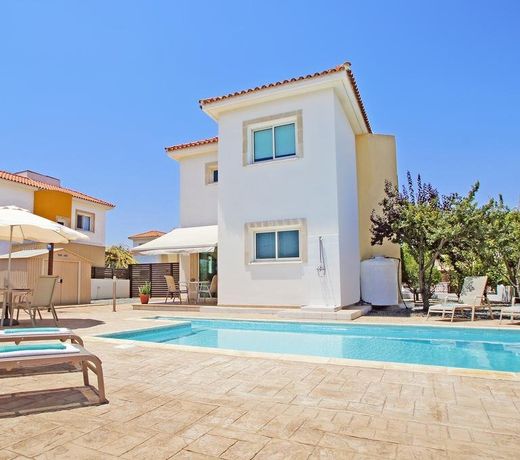 Villa Carolina