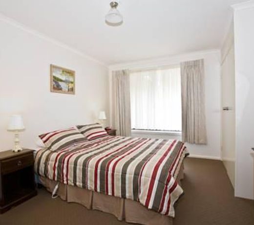 KINGSWAY HOLIDAY FLATS