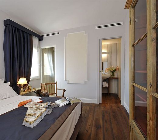 Relais Terme Di Tito Guest House