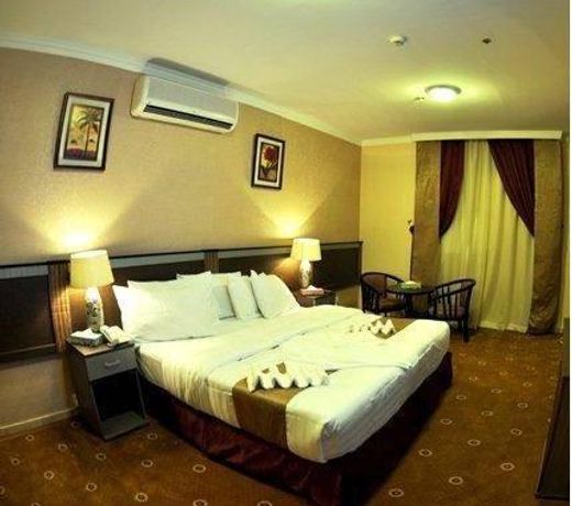 Nawazi Badr Palace Hotel