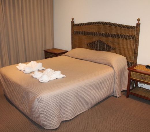 The Dunes Cotton Tree
