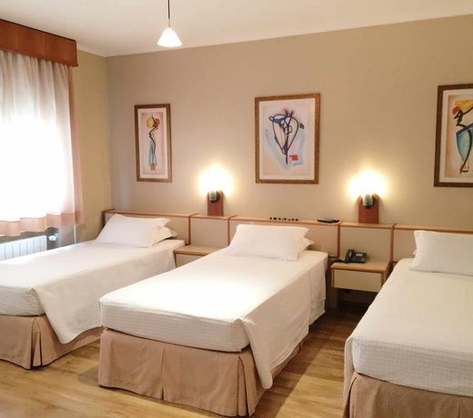 Cosmos Hotel