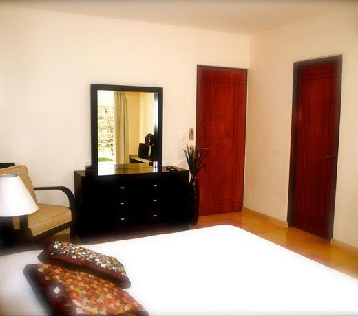 B&B Luxury House