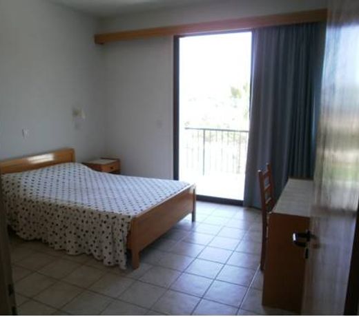 ZAFIRA HOLIDAY
