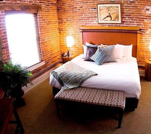 Lancaster Arts Hotel