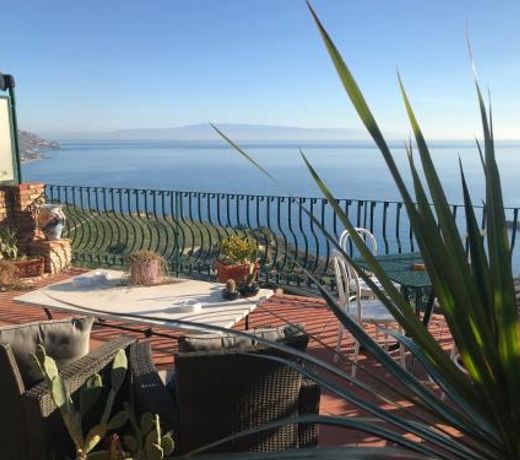 B&B La Terrazza Sul Mare Taormina