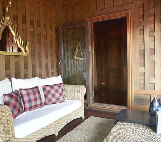 Chakrabongse Villas