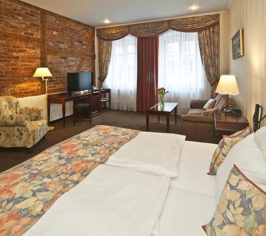 Promenada Romantic Hotel