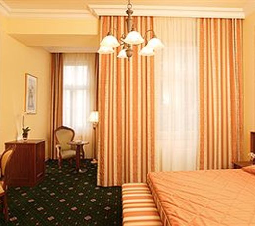 Humboldt Park Hotel & Spa