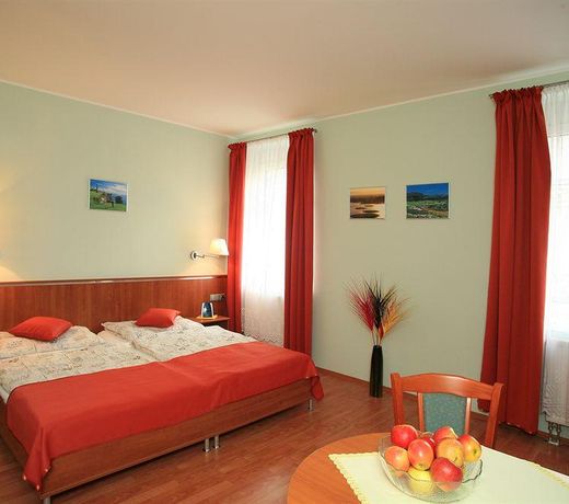 Garnihotel/Penzion Fan