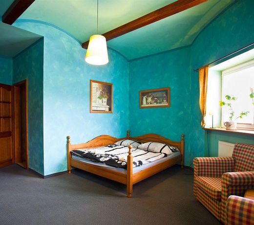 Hotel U Simla