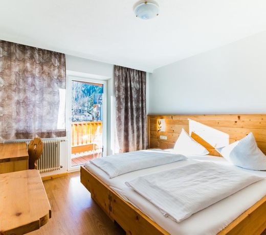 Adler Hotel-Pension