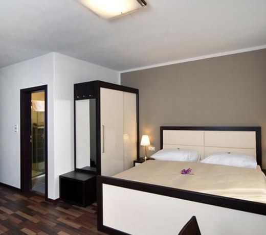 Hotel Corona