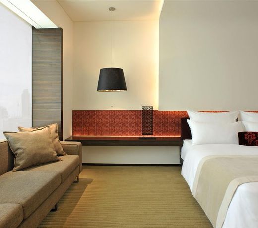 Le Meridien Bangkok