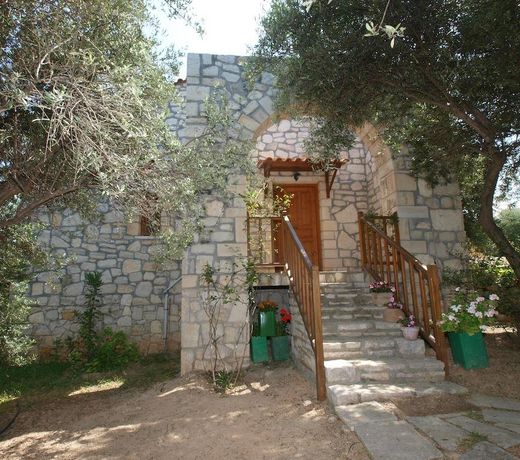 Gerolakos Country Houses