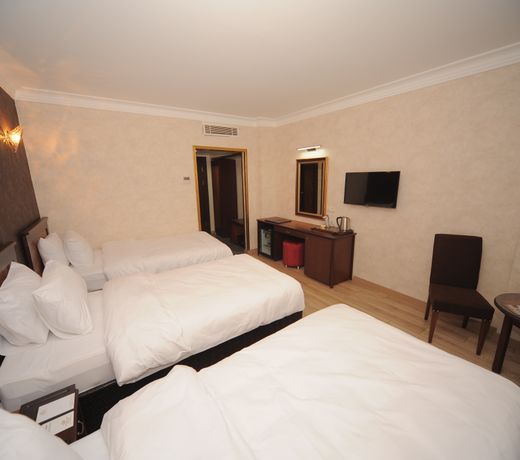 Golden Lake Hotel