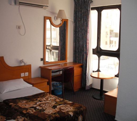 King Koresh Hotel