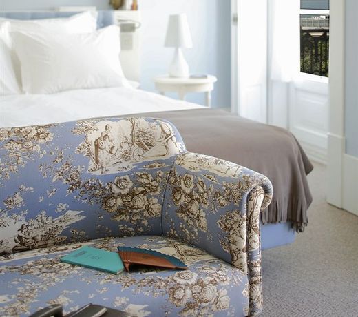 Lx Boutique Hotel