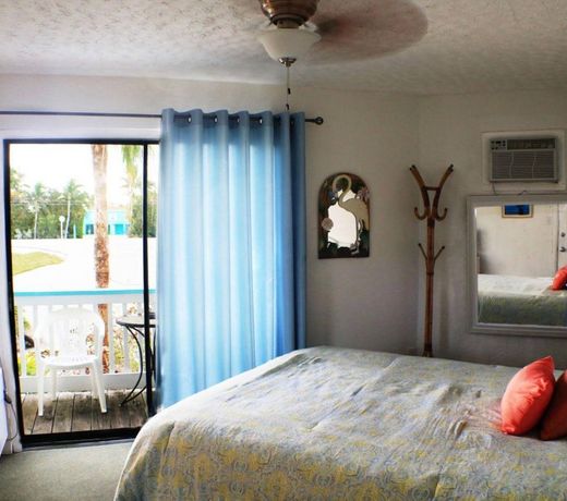 Conch Key Fishing Lodge and Marina