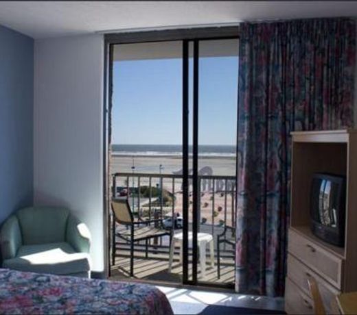 Newport Beach Resort